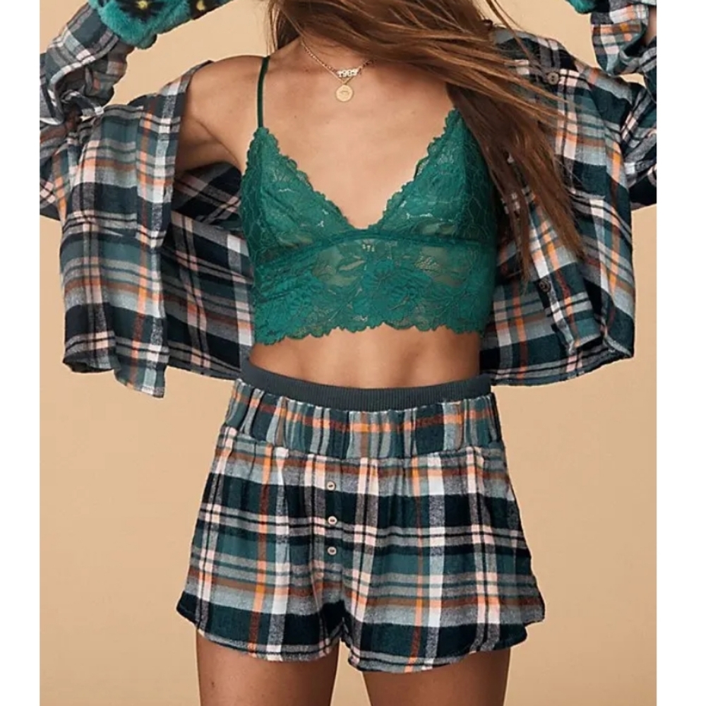 NWOT Free People Wrapped in Flannel Pajama Short Set